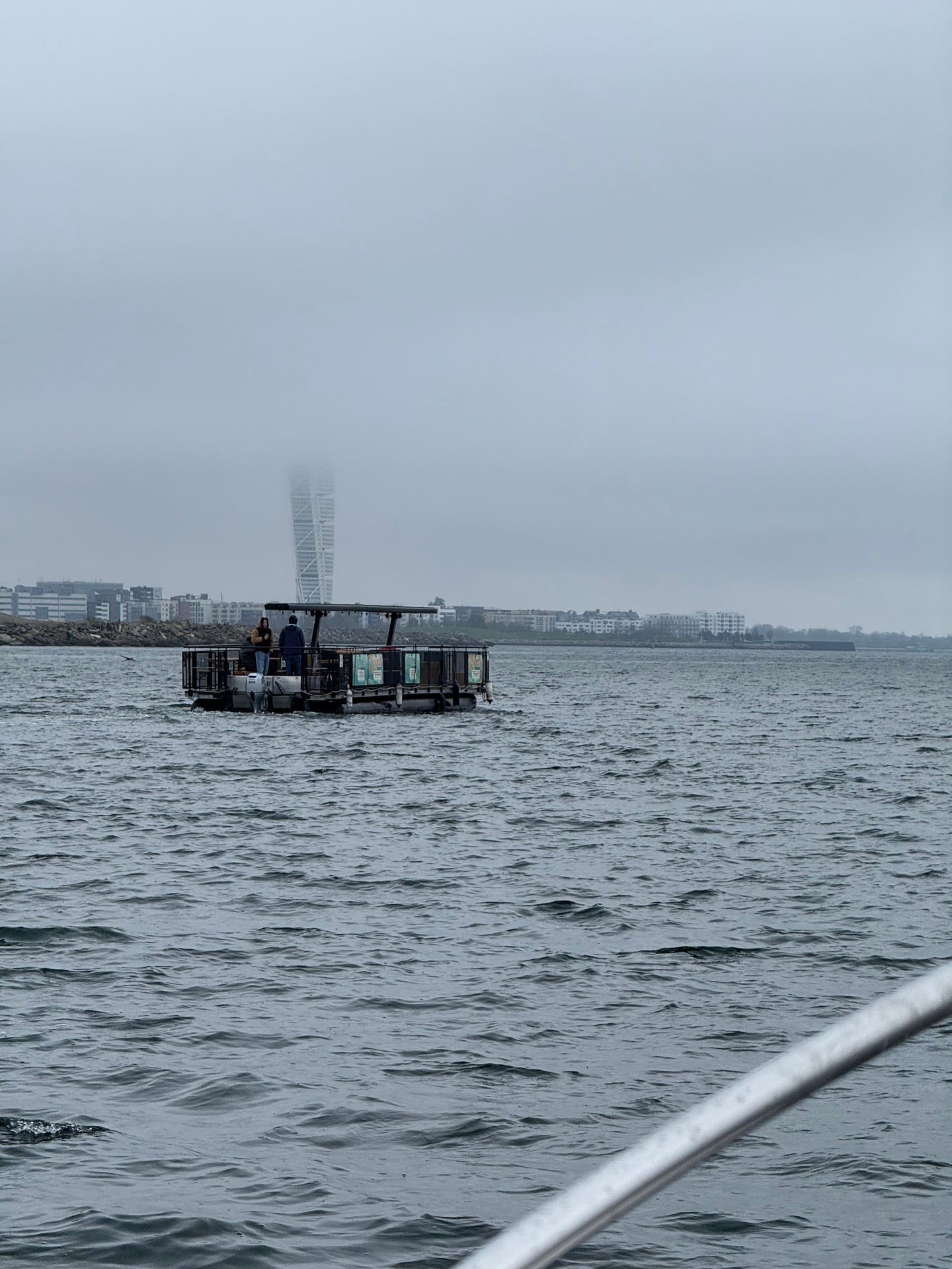 Sjösättning och seglats över sundet!