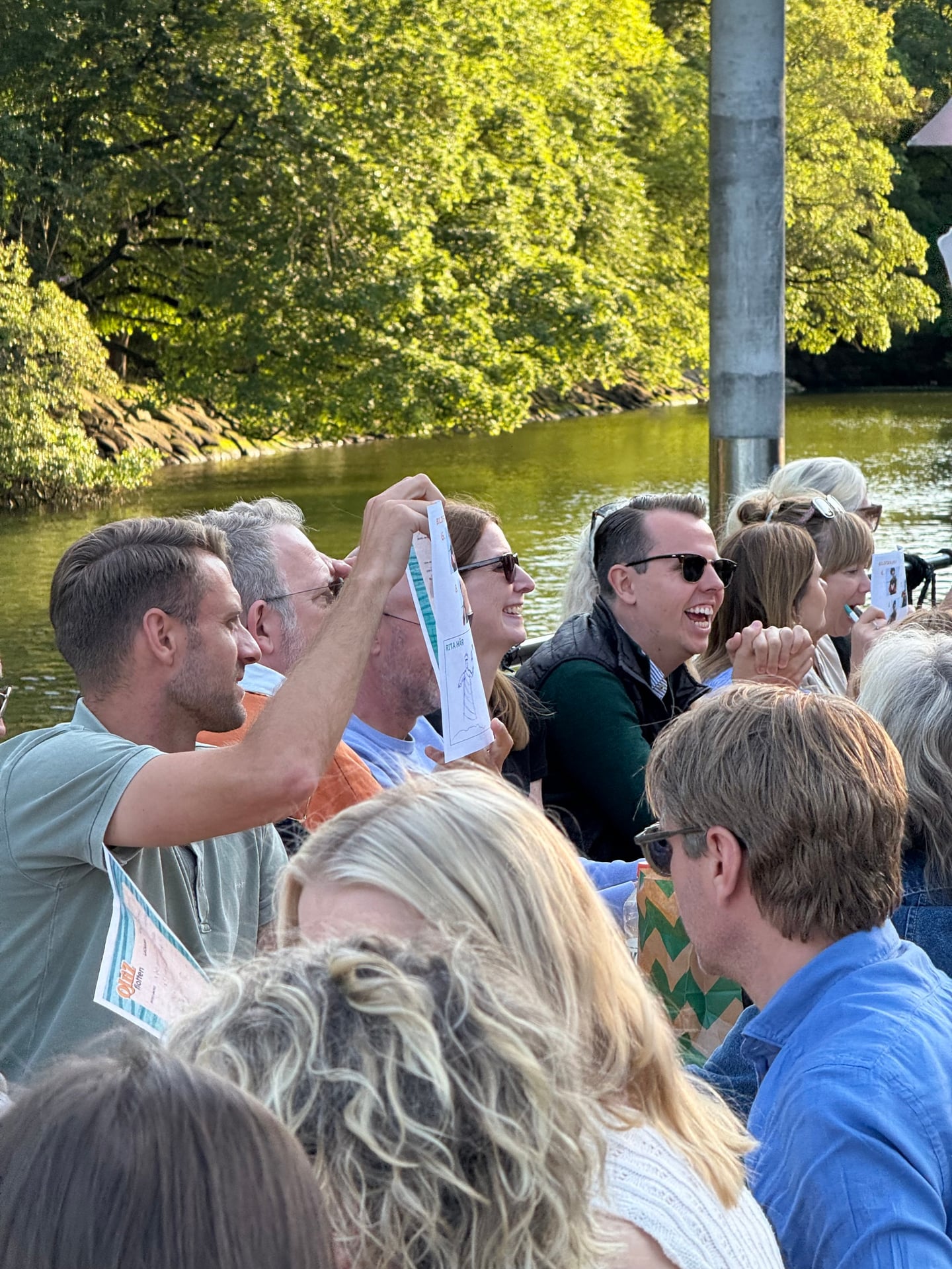 Quizflotten – Malmö live quiz på kanalen.